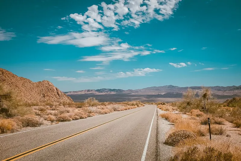Miles of Silence: A Road Trip Through America's Connectivity Dead Zones